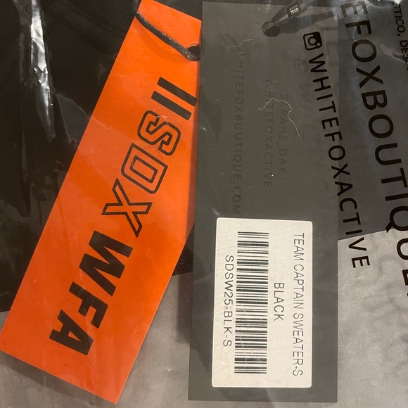 Sarah’s Day Team Captain Sweater - brand new! - Picture 3 of 8